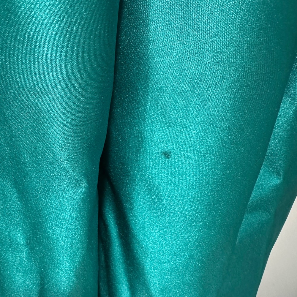 Vienna Prom Deep Aqua Sleeveless V-neck Plunge Gown - Picture 10 of 15